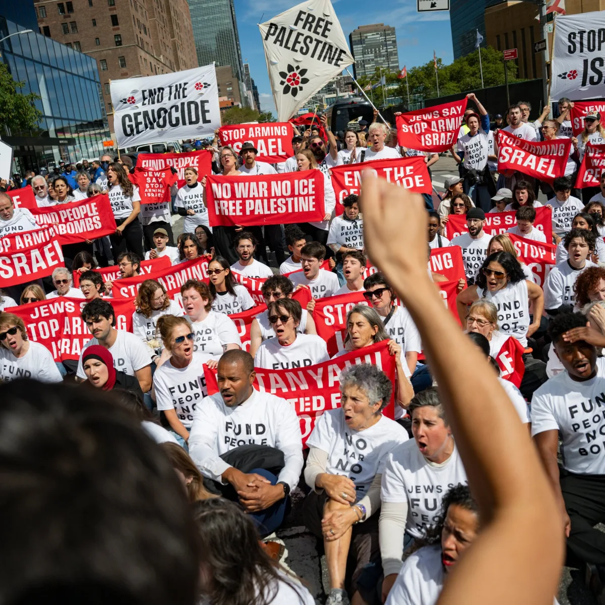 Image accompanying reporting about About 100 Are Arrested in Protests Against Netanyahu