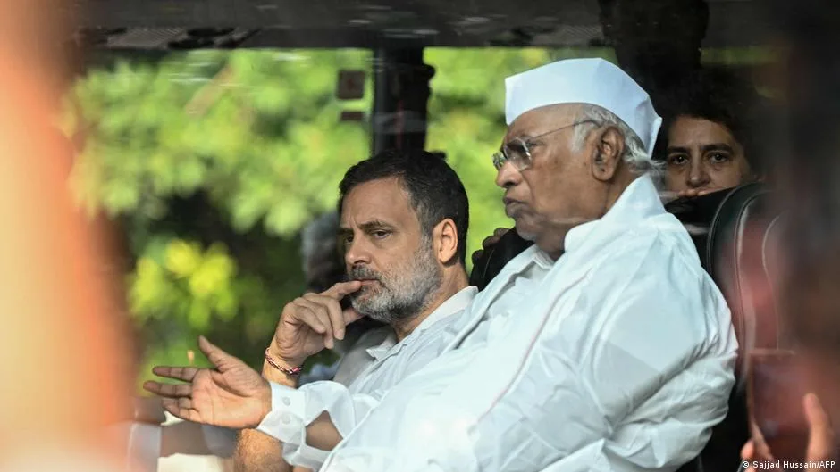 Image accompanying reporting about India news: Remark on Modi's father stirs political row