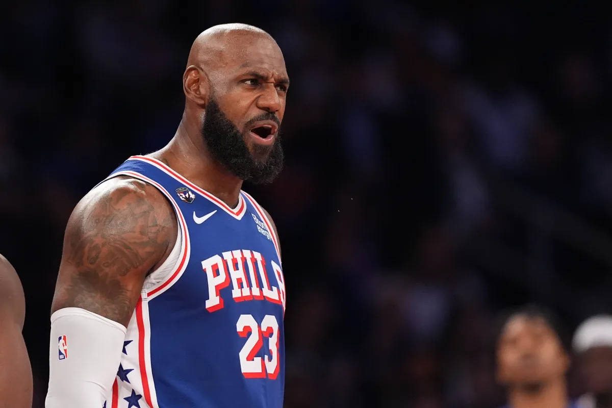 Image accompanying reporting about LeBron James talks smack with Knicks fans in victorious 76ers debut