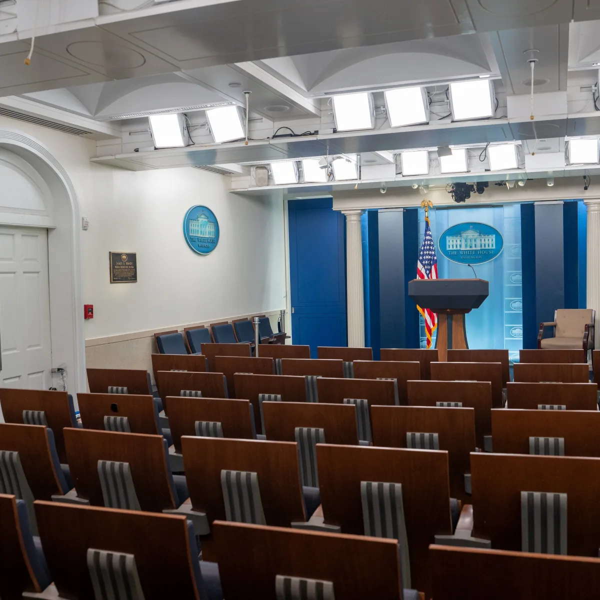 Image accompanying reporting about Justice Dept. Is Investigating TV Networks Over Trump Pool Coverage