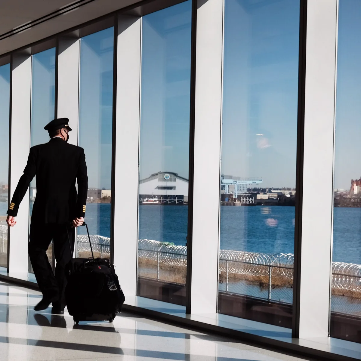 Image accompanying reporting about FlyDubai Attack Raises Questions About Pilot Background Checks