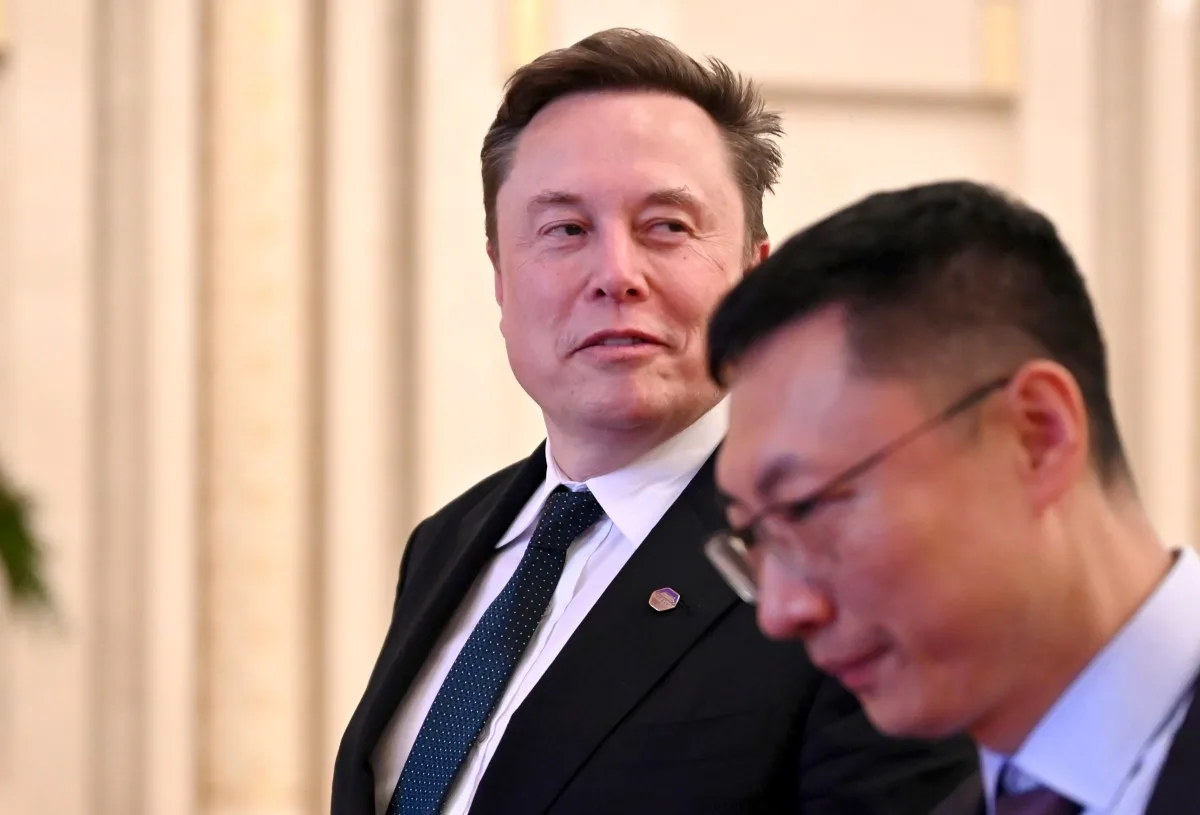 Image accompanying reporting about Elon Musk intensifies attack on Ambani over Starlink India launch delay